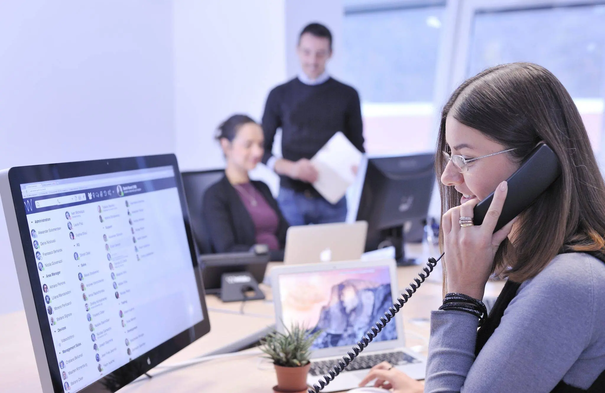 Studio professionale organizzato con collaboratori sereni al lavoro